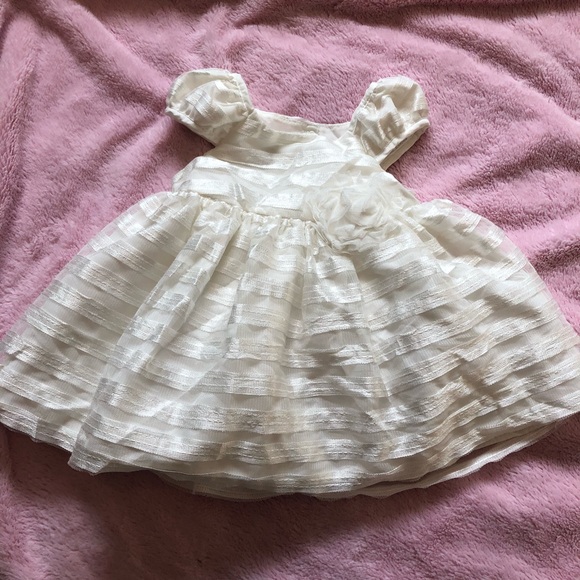 Dress - Picture 1 of 3